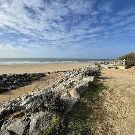 Cosy Proche Avec Balcon Et Vue - Fr-1-224c-48 *